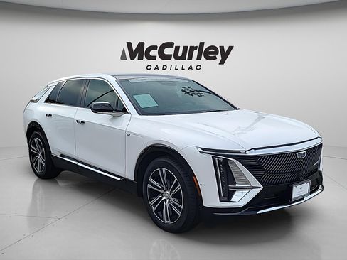 Certified 2024 Cadillac Lyriq Sport AWD/4WD image 1