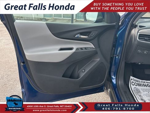 Used 2022 Chevrolet Equinox LT w/ Driver Convenience Package image 12