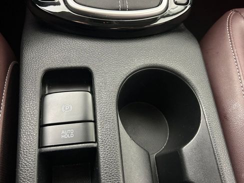 Used 2022 Kia Seltos SX w/ Sunroof Package AWD/4WD image 28