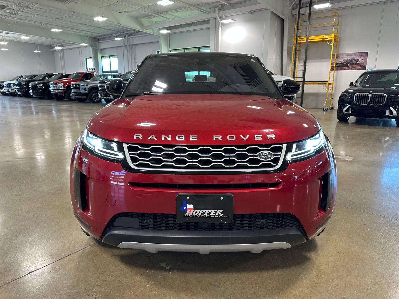 Used 2020 Land Rover Range Rover Evoque SE AWD/4WD image 2