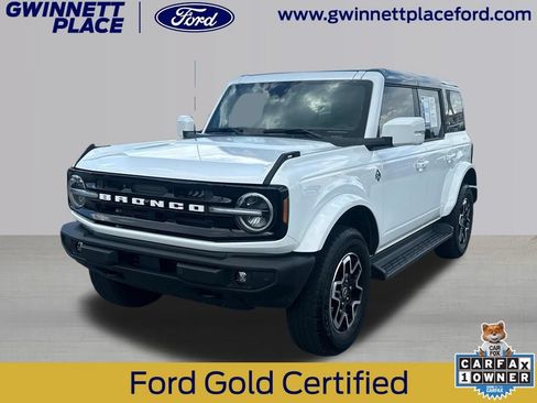 Certified 2025 Ford Bronco Outer Banks AWD/4WD image 1