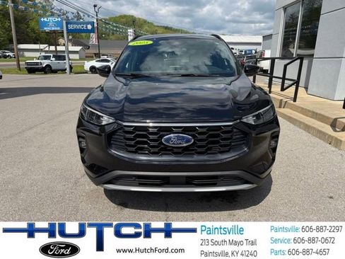 Used 2025 Ford Escape ST-Line Select AWD/4WD image 7
