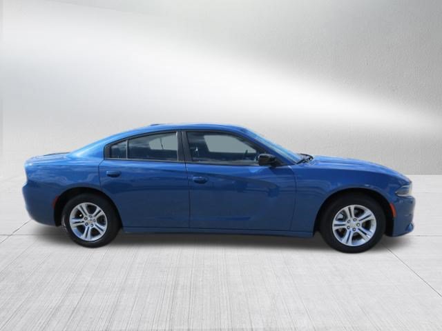 Used 2023 Dodge Charger SXT RWD image 2