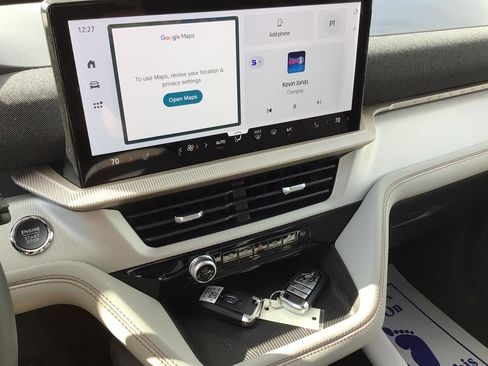 New 2026 Ford Explorer Active w/ Active Comfort Package image 22