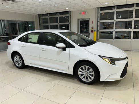 New 2026 Toyota Corolla LE w/ LE Premium Package FWD image 1