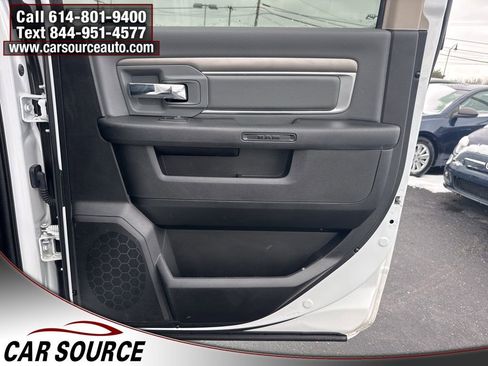 Used 2023 RAM 1500 Classic SLT image 24