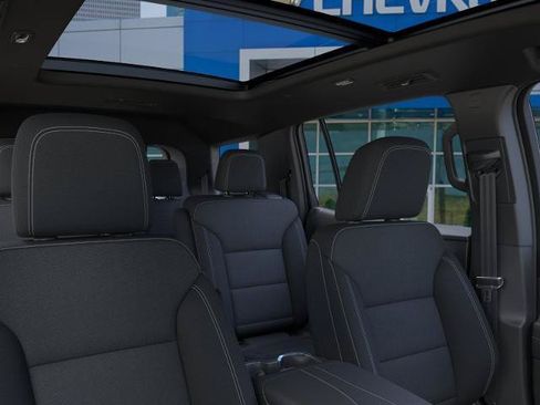 New 2026 Chevrolet Traverse LT w/ Sun and Wheel Package FWD image 48