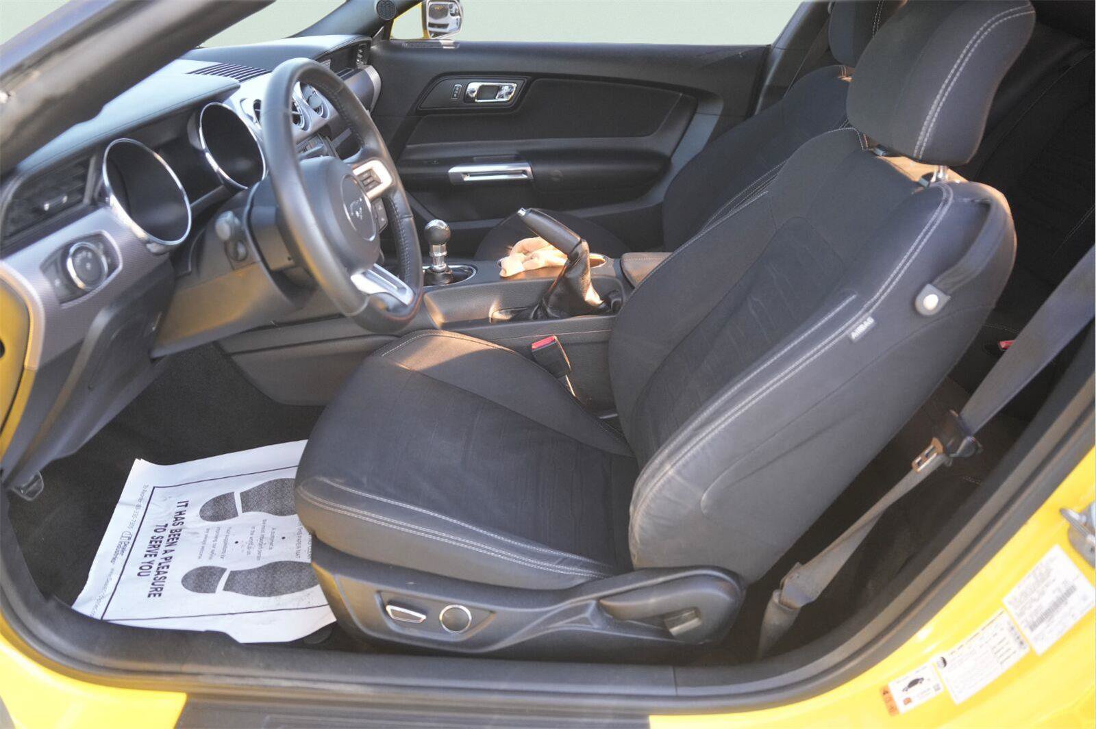 Used 2016 Ford Mustang GT RWD image 9