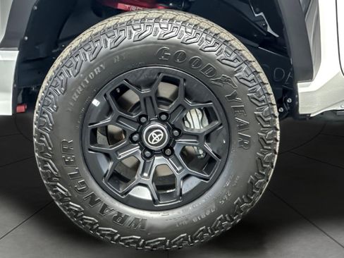 Certified 2025 Toyota Tacoma TRD Pro image 24