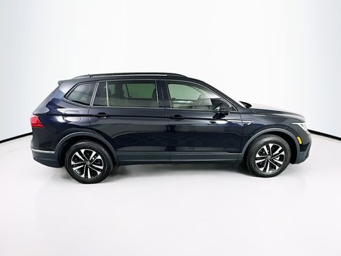 Used 2024 Volkswagen Tiguan S image 10