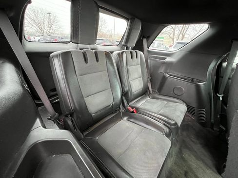 Used 2015 Ford Explorer XLT w/ Equipment Group 202A image 26