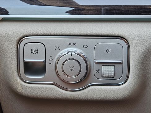 Used 2021 Mercedes-Benz GLE 350 image 19