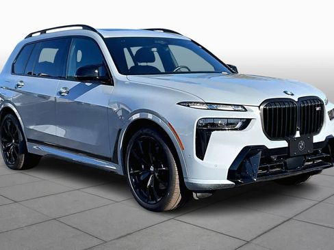 Used 2025 BMW X7 M60i image 2