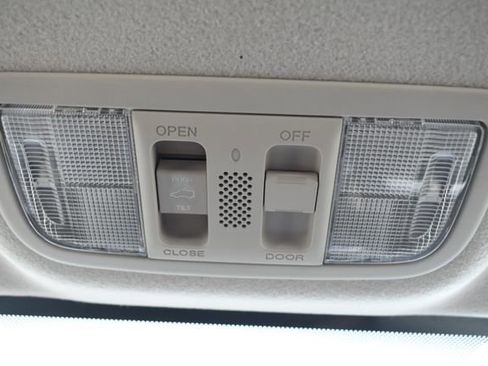 Used 2015 Honda Fit EX-L image 32