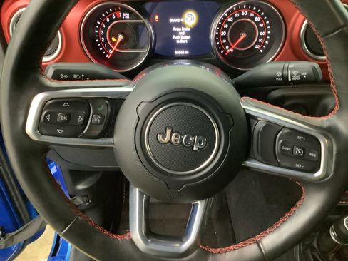 Used 2021 Jeep Gladiator Rubicon AWD/4WD image 15