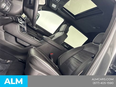 Used 2024 GMC Sierra 2500 AT4X image 37