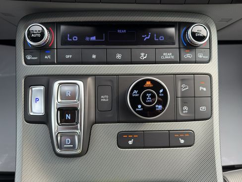 Certified 2025 Hyundai Palisade SEL AWD/4WD image 19
