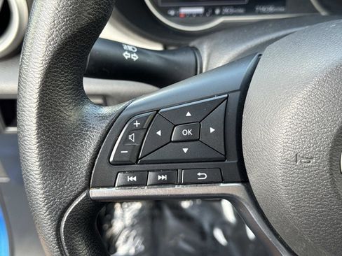 Used 2021 Nissan Versa SV image 11