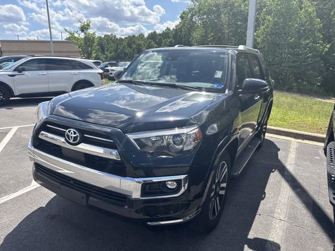 Used 2022 Toyota 4Runner Limited AWD/4WD image 37