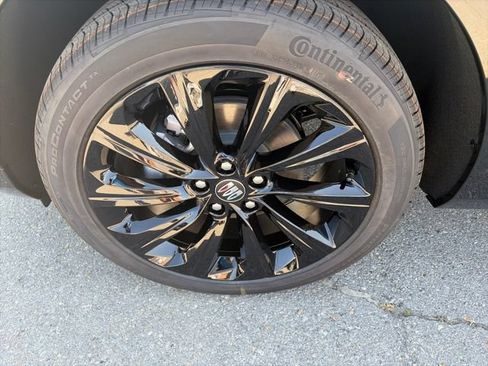 New 2026 Buick Envista Sport Touring w/ Convenience I Package FWD image 10