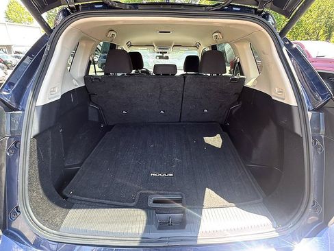 Certified 2025 Nissan Rogue SV AWD/4WD image 40