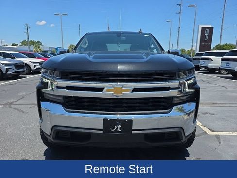 Used 2022 Chevrolet Silverado 1500 LT w/ Bed Protection Package RWD image 3