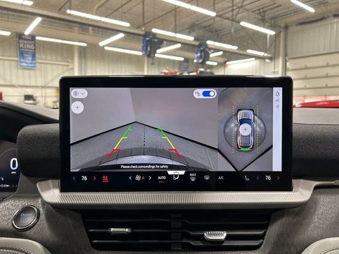 New 2026 Ford Explorer Platinum AWD/4WD image 21