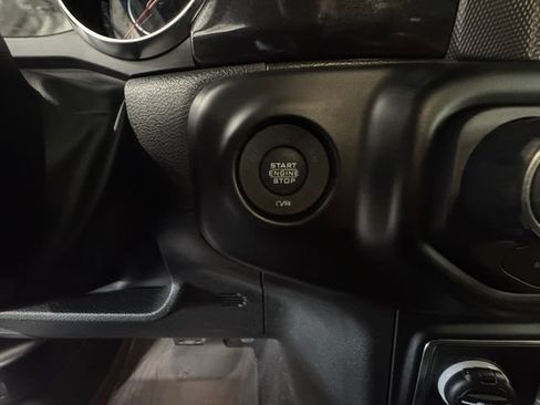 Used 2022 Jeep Wrangler Unlimited Rubicon w/ Dual Top Group AWD/4WD image 24