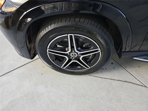New 2026 Mercedes-Benz GLE 450 4MATIC image 11