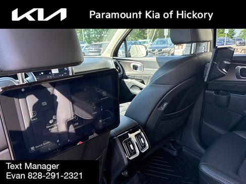 Used 2025 Kia Sorento SX FWD image 19