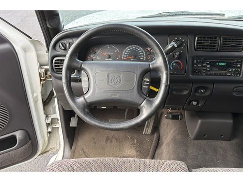 Used 1999 Dodge Ram 2500 Truck 2WD Quad Cab image 16
