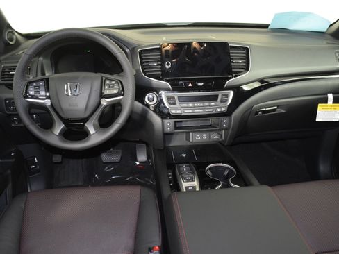 New 2026 Honda Ridgeline Black Edition image 11