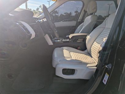 Used 2019 Land Rover Discovery HSE