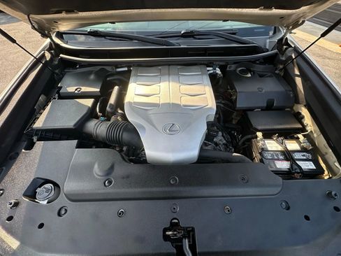 Used 2011 Lexus GX 460 image 47