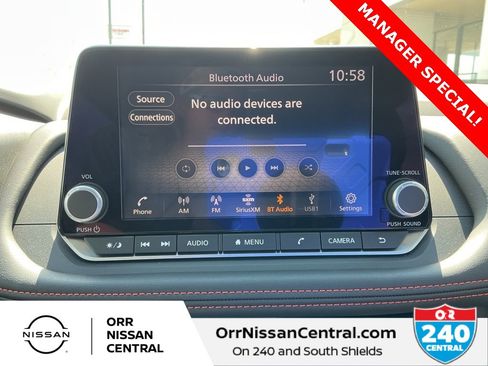 Certified 2025 Nissan Rogue SV image 24