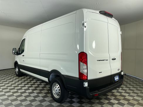 New 2026 Ford Transit 250 148 Medium Roof Extended AWD image 16