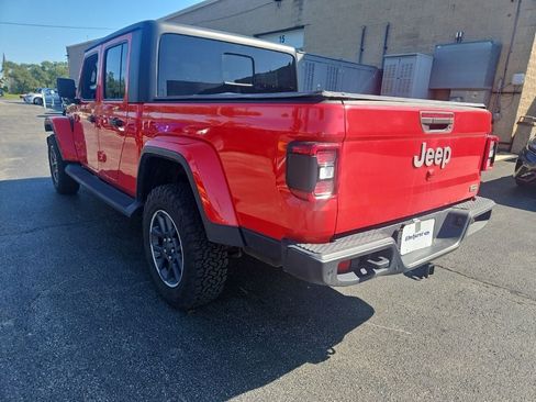 Used 2020 Jeep Gladiator Overland AWD/4WD image 6