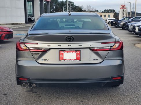 New 2026 Toyota Camry SE image 5