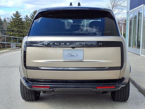 New 2026 Land Rover Range Rover Long Wheelbase SE image 4