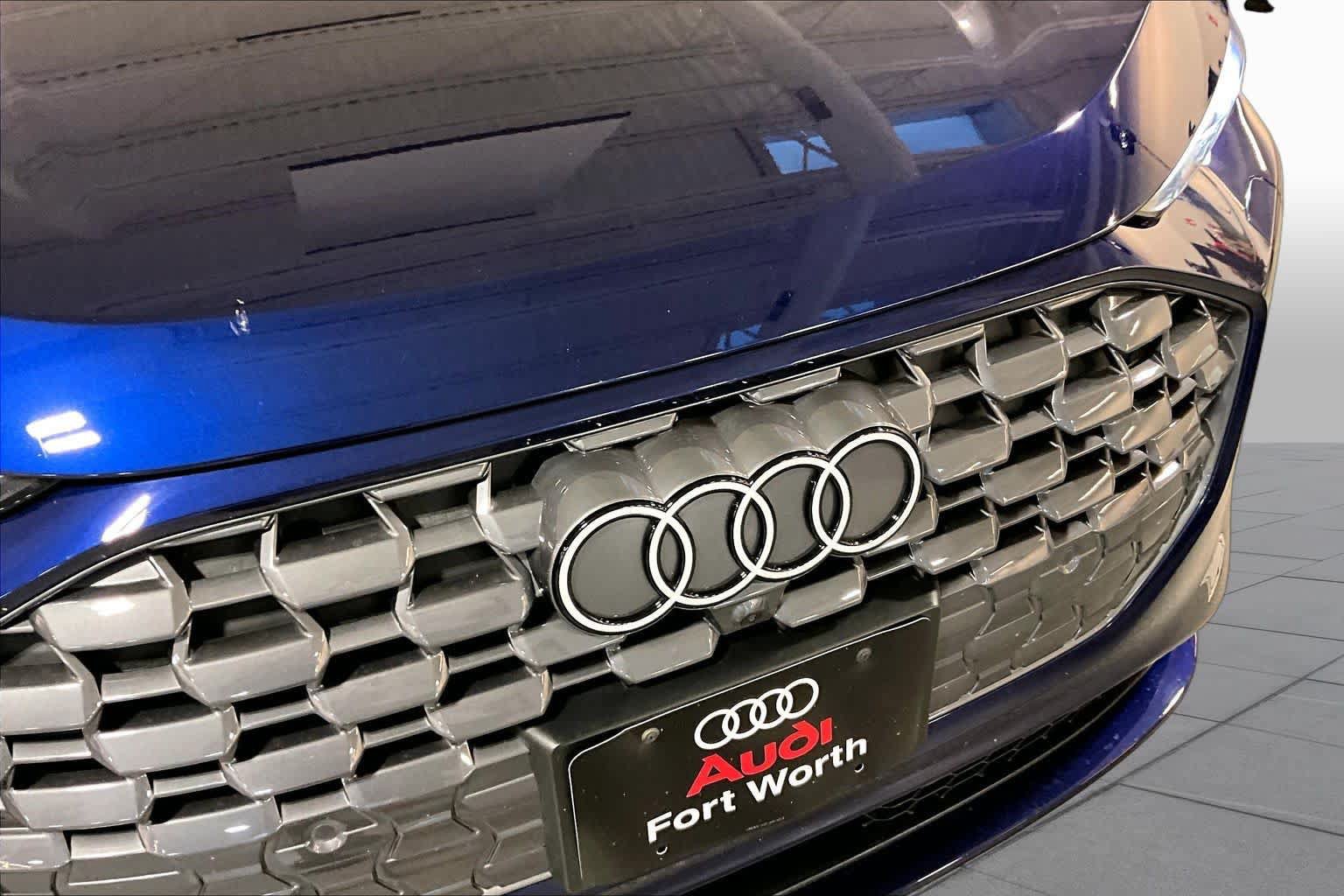 Used 2025 Audi Q5 Premium AWD/4WD image 32