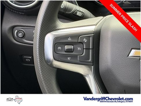 Certified 2025 Chevrolet Blazer LT AWD/4WD image 13