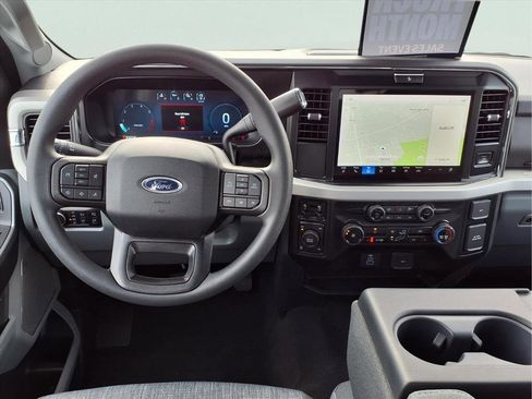 New 2026 Ford F250 XLT w/ XLT Premium Package image 4