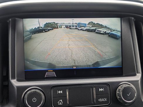 Used 2022 Chevrolet Colorado LT w/ Luxury Package image 21