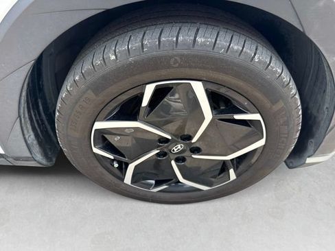 Certified 2024 Hyundai Ioniq 5 SEL RWD image 10
