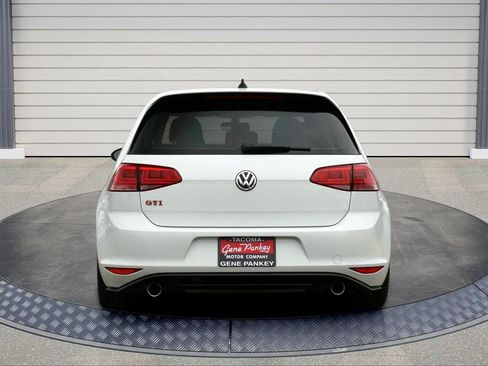 Used 2017 Volkswagen GTI Autobahn FWD image 6