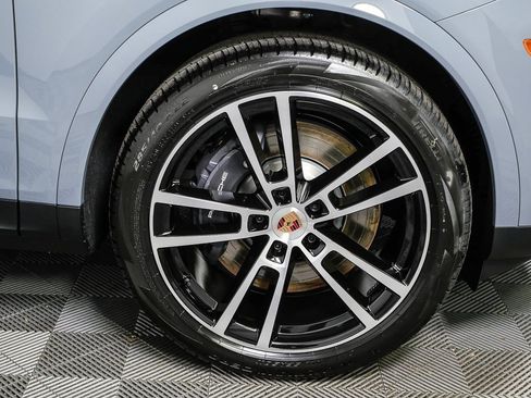 New 2026 Porsche Cayenne E-Hybrid image 40