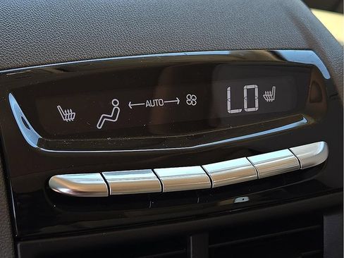 Used 2021 Cadillac XT5 Premium Luxury AWD/4WD image 10