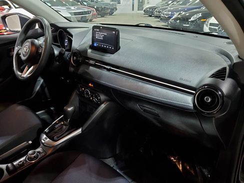 Used 2019 Toyota Yaris LE FWD image 14