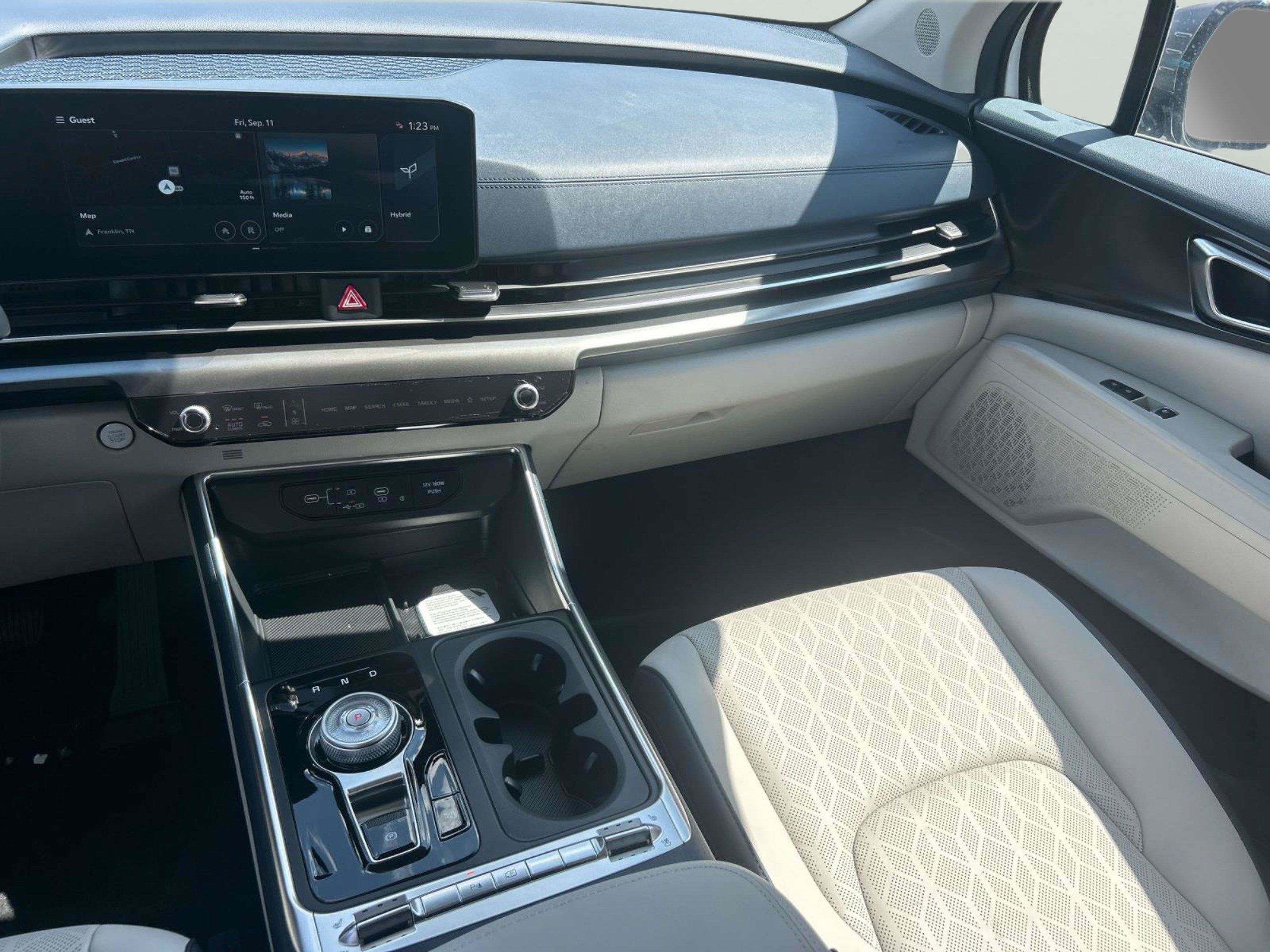 New 2027 Kia Carnival SX FWD image 12
