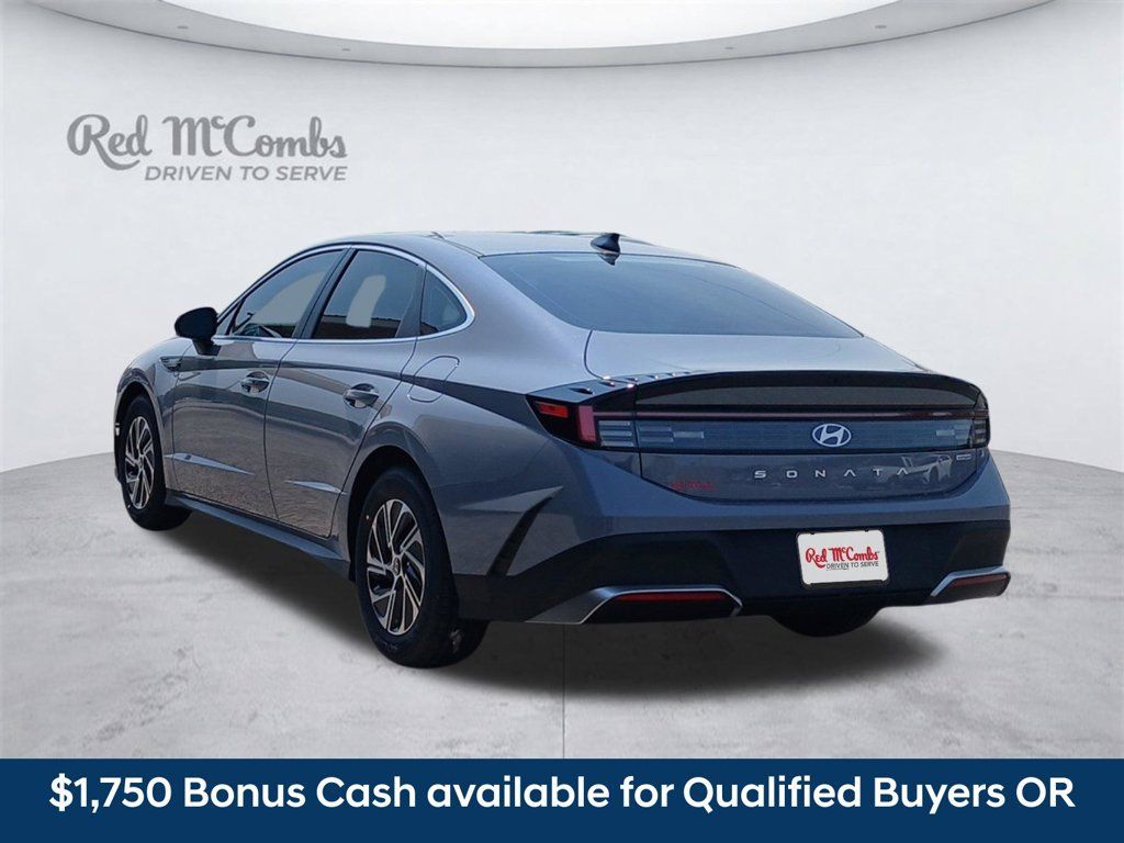 New 2026 Hyundai Sonata Blue FWD image 3